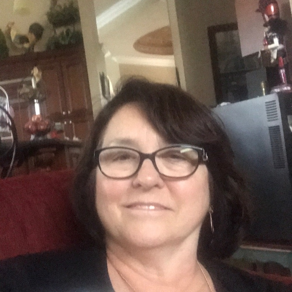 Meet your Posher, Beverly